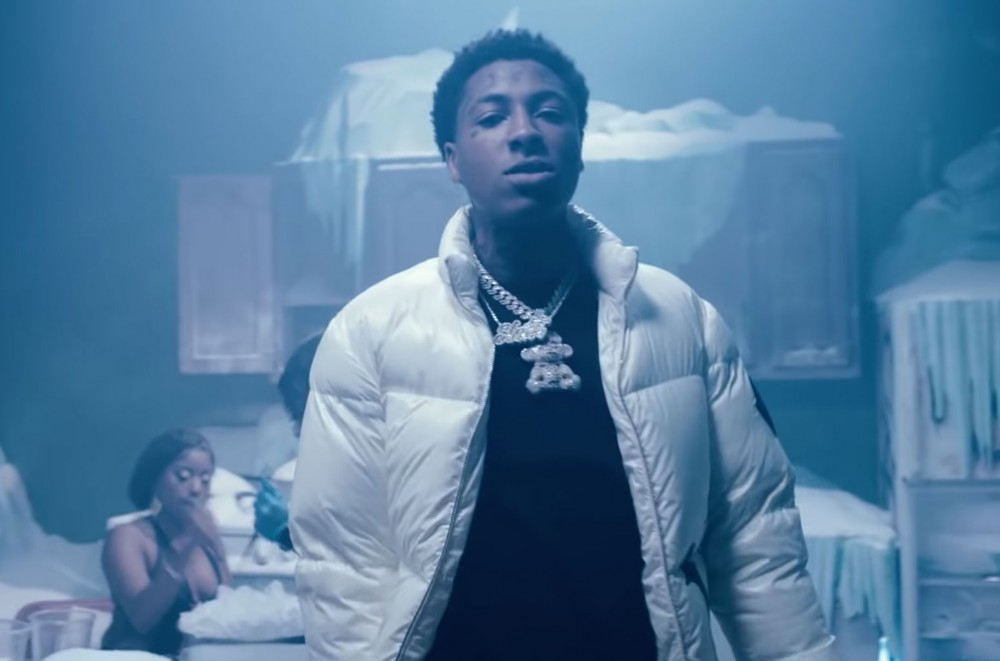 Youngboy Never Broke Again Ices Out The Trap House In Frigid Make No Sense Video Hitmusic Tv