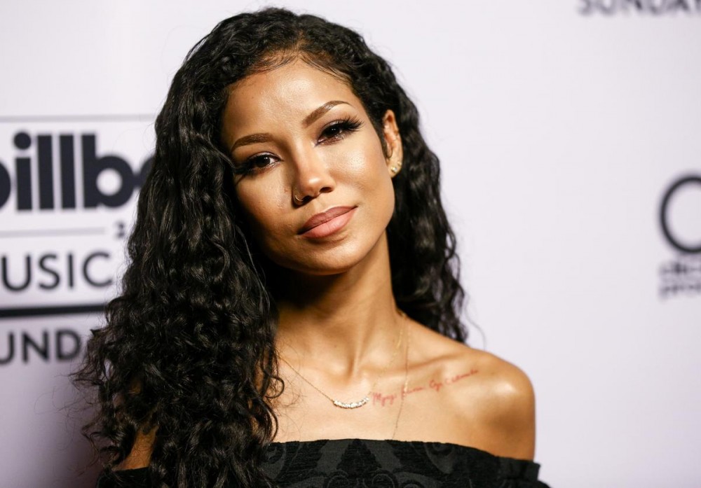 Jhené Aiko "Never Like Her Face" & Talks "Legendary" Nas Collab