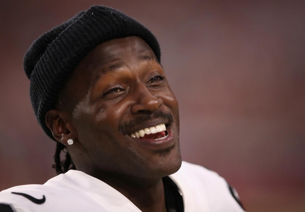 Antonio Brown Goes At Julio Jones: "Tell Julio To Look Up The Stats"