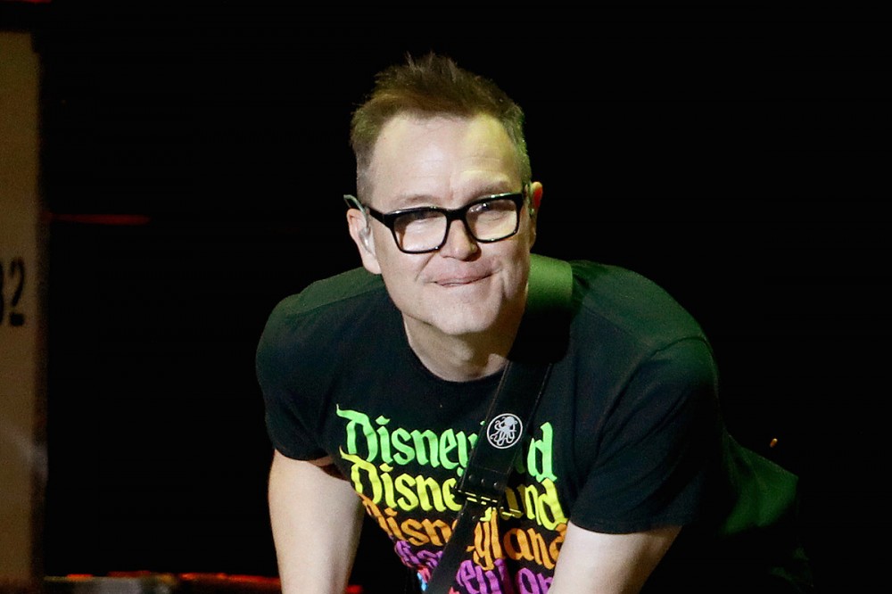 Blink-182’s Mark Hoppus Stays Positive as Cancer Test That May Determine Life or Death Approaches Blink-182’s Mark Hoppus Stays Positive as Cancer Test That May Determine Life or Death Approaches