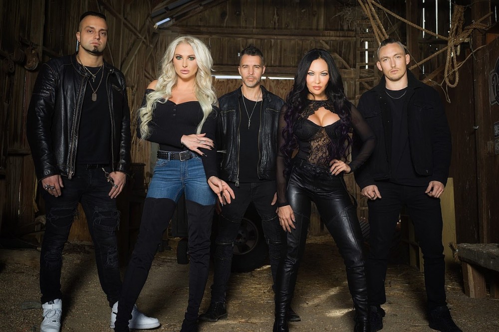 Butcher Babies to Play Entire ‘Goliath’ Debut Album on 2021 Tour With Infected Rain + Stitched Up Heart Butcher Babies to Play Entire ‘Goliath’ Debut Album on 2021 Tour With Infected Rain + Stitched Up Heart