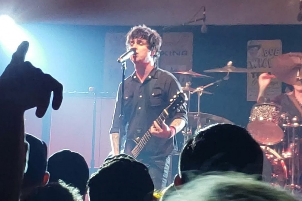 Watch Green Day Play ‘Welcome to Paradise’ at First Real Gig Since 2020 Watch Green Day Play ‘Welcome to Paradise’ at First Real Gig Since 2020