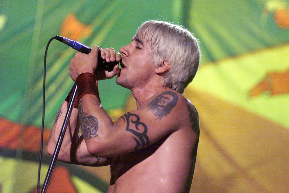 Red Hot Chili Peppers Were Not Trying to Instigate Woodstock ’99 Riot With ‘Fire’ Cover Red Hot Chili Peppers Were Not Trying to Instigate Woodstock ’99 Riot With ‘Fire’ Cover