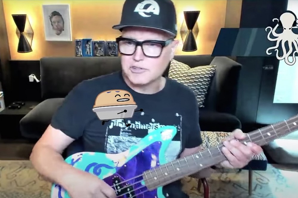 Watch Blink-182’s Mark Hoppus Play Bass for First Time Since Cancer Diagnosis in New Video Watch Blink-182’s Mark Hoppus Play Bass for First Time Since Cancer Diagnosis in New Video