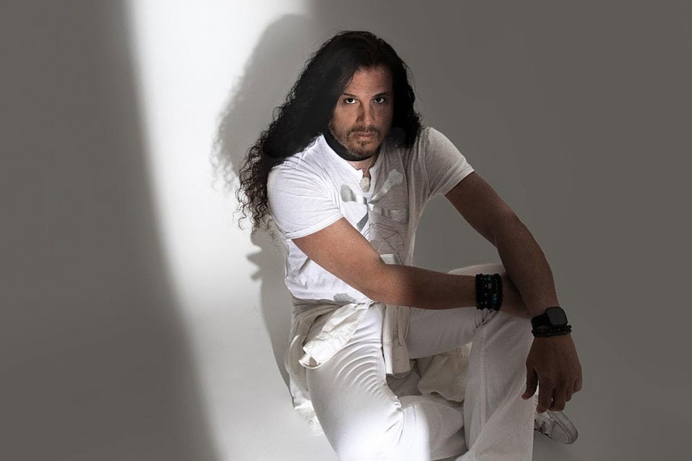 Sons of Apollo’s Jeff Scott Soto Announces Duets Album, Releases ‘Mysterious’ Single With Mr. Big Vocalist Sons of Apollo’s Jeff Scott Soto Announces Duets Album, Releases ‘Mysterious’ Single With Mr. Big Vocalist