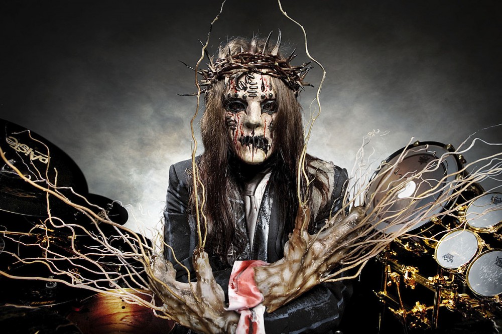 Founding Slipknot Drummer Joey Jordison Dead at 46 Founding Slipknot Drummer Joey Jordison Dead at 46