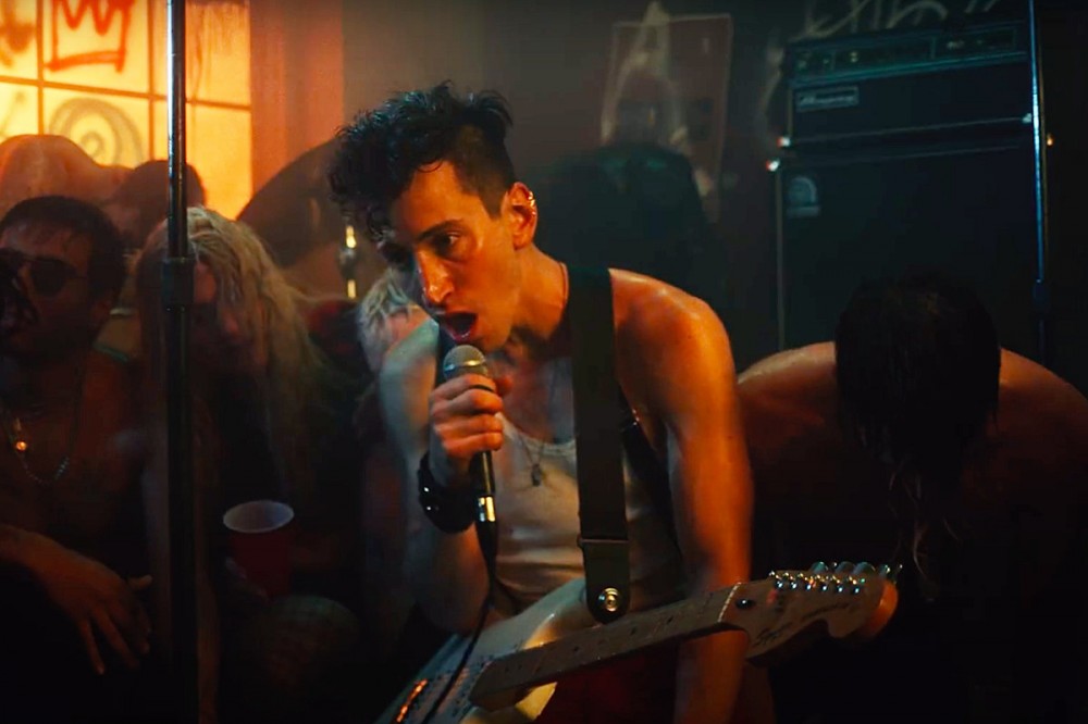 Des Rocs Drops New Song ‘MMC’ + Announces Debut Album Des Rocs Drops New Song ‘MMC’ + Announces Debut Album