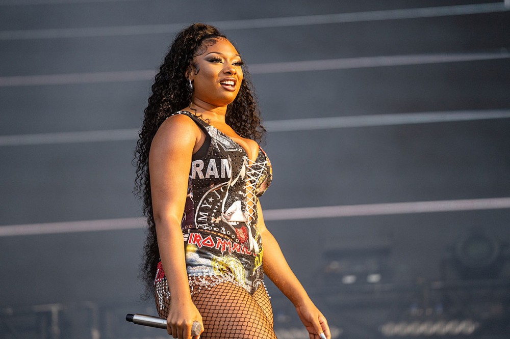 Megan Thee Stallion Wears Rock + Metal Inspired Outfit at Lollapalooza Megan Thee Stallion Wears Rock + Metal Inspired Outfit at Lollapalooza