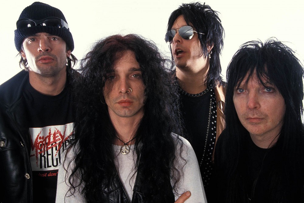 John Corabi Explains Why Motley Crue Changed Their Sound in the 1990s John Corabi Explains Why Motley Crue Changed Their Sound in the 1990s