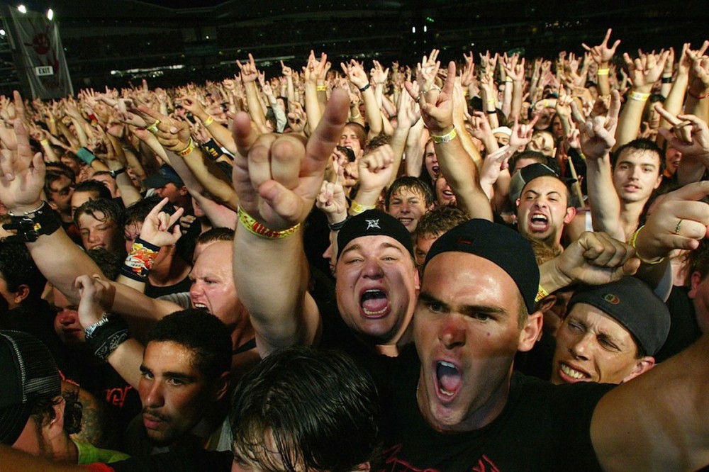 Artists Can Require Proof of Vaccination or Negative Covid Test at Live Nation Venues Artists Can Require Proof of Vaccination or Negative Covid Test at Live Nation Venues