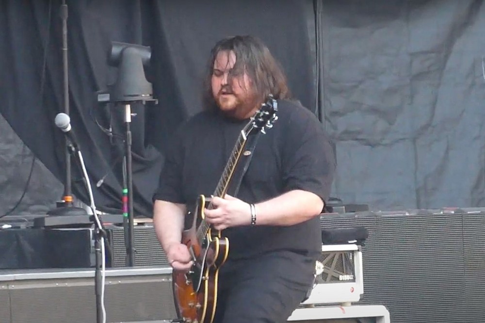 Wolfgang Van Halen Calls Backing Tracks ‘Lame as Hell’ + a ‘Copout’ Wolfgang Van Halen Calls Backing Tracks ‘Lame as Hell’ + a ‘Copout’