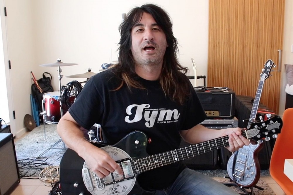 The Bronx’s Ken Horne Plays His Favorite Riffs The Bronx’s Ken Horne Plays His Favorite Riffs