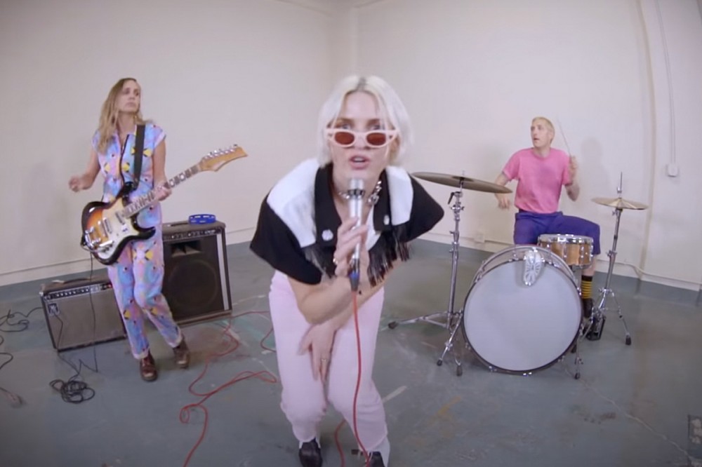 Dead Sara Drop Angsty New Anthem ‘Heroes’ Dead Sara Drop Angsty New Anthem ‘Heroes’