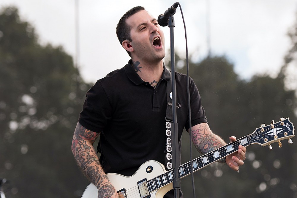 Punk Frontman – Bayside’s Anthony Ranieri – Aids in Arrest of Alleged Sexual Predator Punk Frontman – Bayside’s Anthony Ranieri – Aids in Arrest of Alleged Sexual Predator