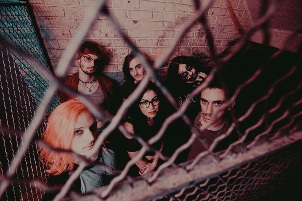Tallah’s Ambitious ‘Vanilla Paste’ Is a Nu-Metal Journey With Multiple Guests Tallah’s Ambitious ‘Vanilla Paste’ Is a Nu-Metal Journey With Multiple Guests