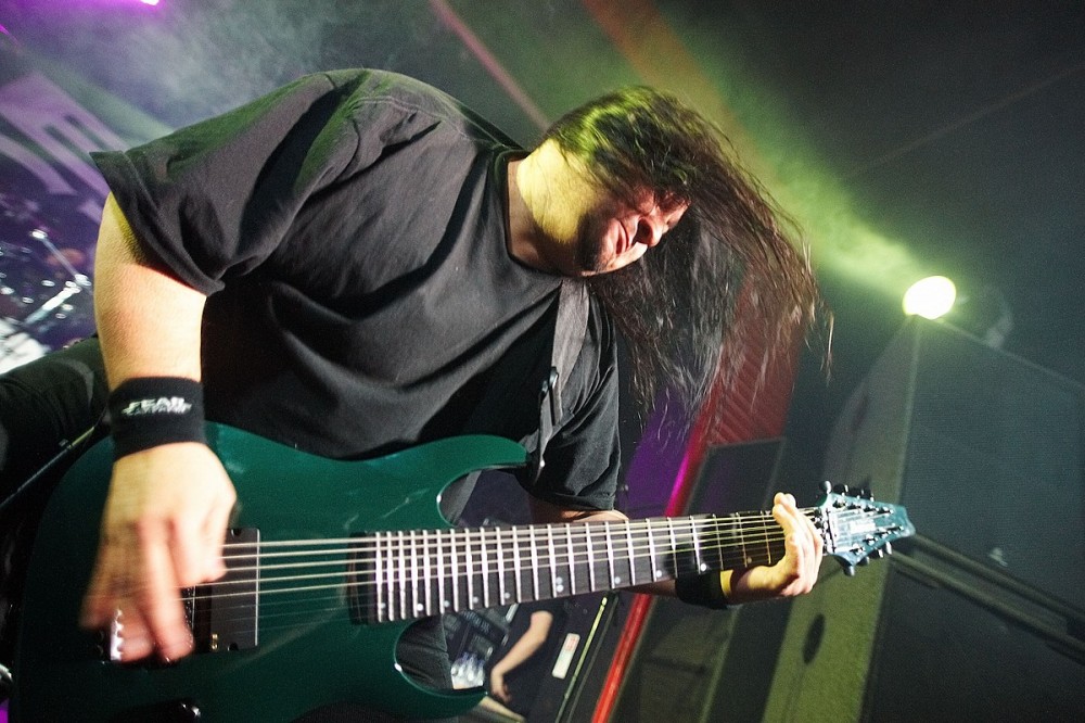 Dino Cazares Confirms He’s Found a New Singer for Fear Factory Dino Cazares Confirms He’s Found a New Singer for Fear Factory