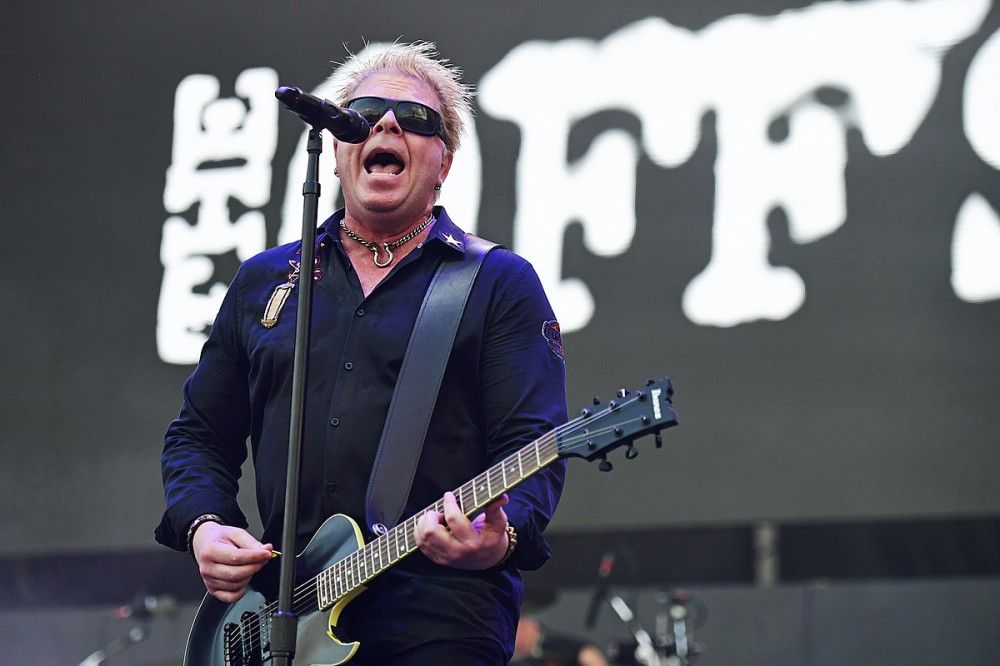 The Offspring Reimagine ‘Gone Away’ as Emotional Piano Ballad The Offspring Reimagine ‘Gone Away’ as Emotional Piano Ballad