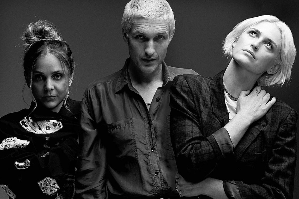 Dead Sara Announce ‘Ain’t It Tragic’ New Album Details Dead Sara Announce ‘Ain’t It Tragic’ New Album Details