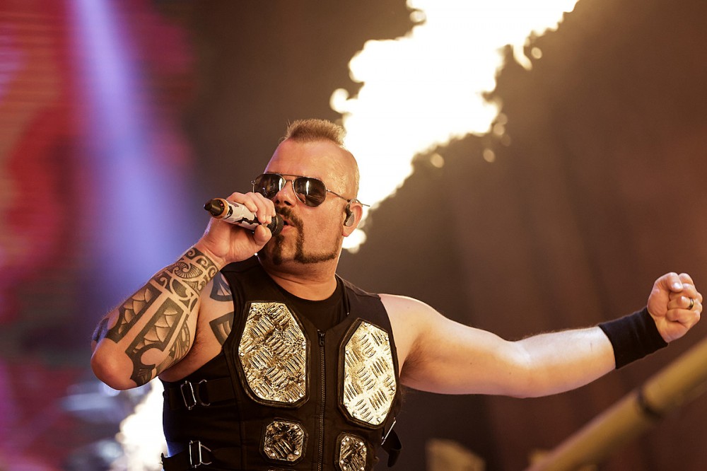 Sabaton Members Reportedly Owe Hundreds of Thousands of Dollars to Swedish Tax Agency Sabaton Members Reportedly Owe Hundreds of Thousands of Dollars to Swedish Tax Agency