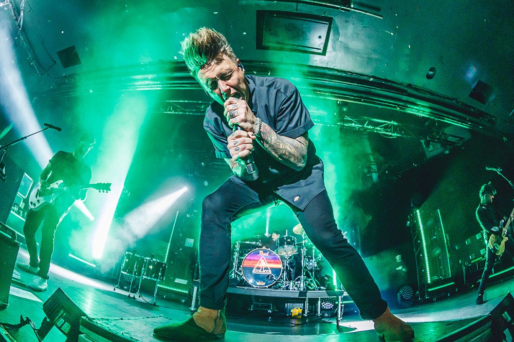 Papa Roach Unleash Aggressive New Song ‘Kill the Noise’ Papa Roach Unleash Aggressive New Song ‘Kill the Noise’