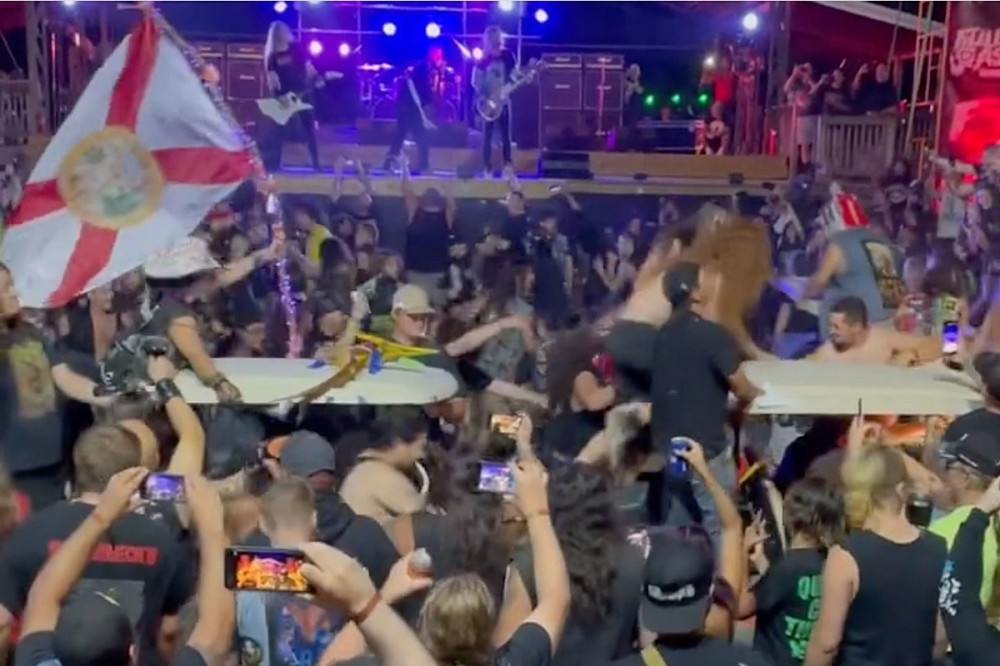 Golf Cart Circle Pits Are Now a Thing at 2021 Full Terror Assault Festival Golf Cart Circle Pits Are Now a Thing at 2021 Full Terror Assault Festival