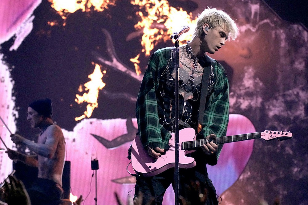 2021 MTV VMAs Gets Lowest Ratings in History, But Was a Social Media Smash 2021 MTV VMAs Gets Lowest Ratings in History, But Was a Social Media Smash