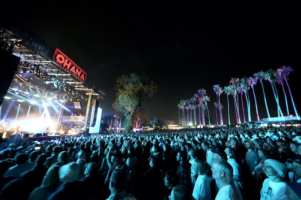 Ohana Fest Temporarily Shut Down Before All-Star Eddie Vedder Set Ohana Fest Temporarily Shut Down Before All-Star Eddie Vedder Set