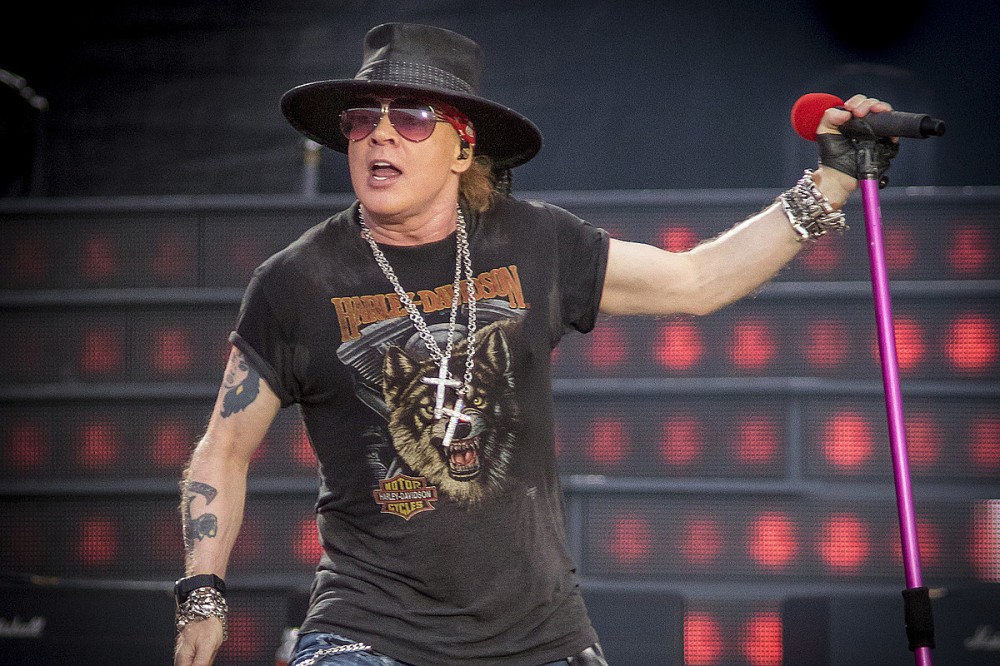 Axl Rose Has Message for Fans Following End of Guns N’ Roses Tour Axl Rose Has Message for Fans Following End of Guns N’ Roses Tour