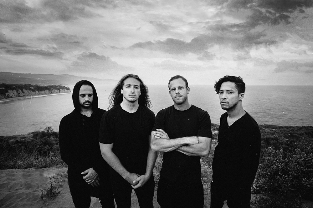Veil of Maya Evolve + Embrace Pop Elements on New Song ‘Outrun’ Veil of Maya Evolve + Embrace Pop Elements on New Song ‘Outrun’