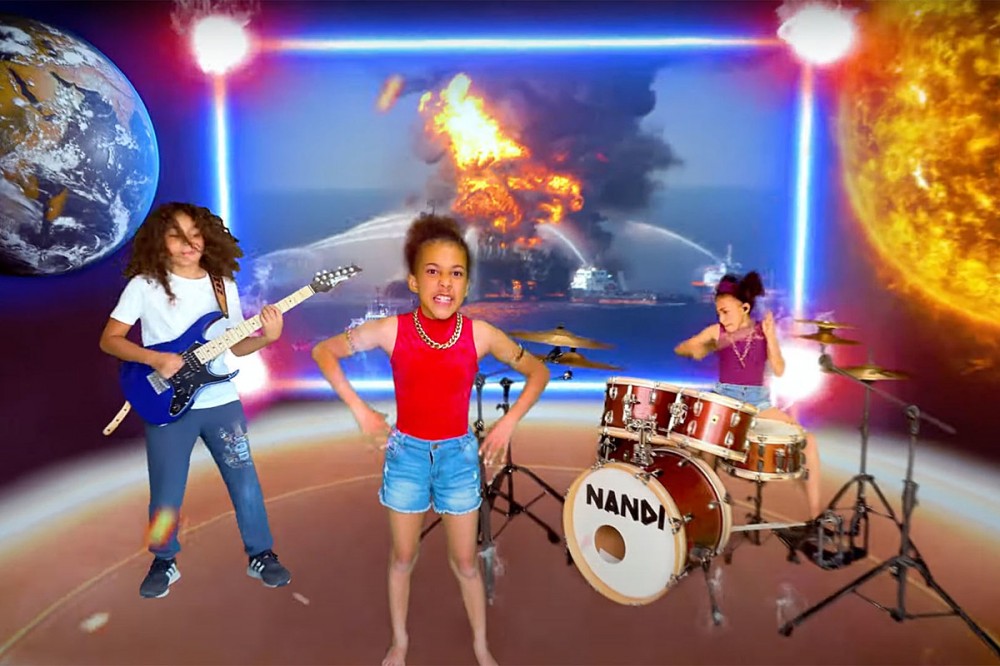 Nandi Bushell + Roman Morello Rally for Climate Change in Star-Filled ‘The Children Will Rise Up’ Video Nandi Bushell + Roman Morello Rally for Climate Change in Star-Filled ‘The Children Will Rise Up’ Video