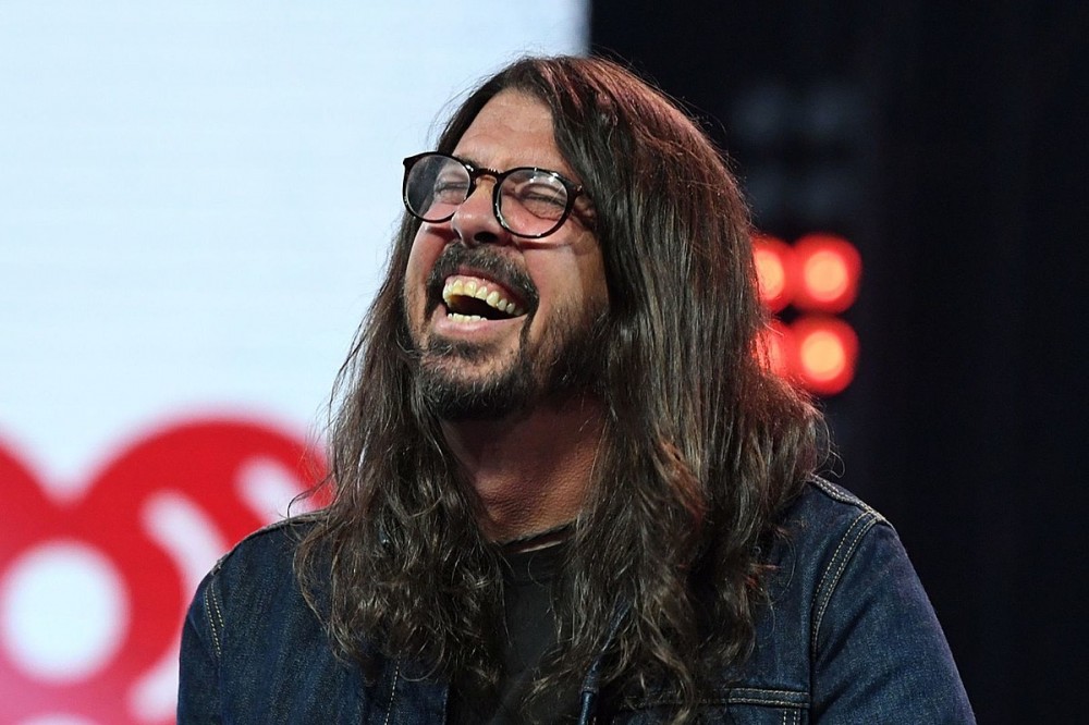 Dave Grohl’s Memoir Debuts at No. 1 on New York Times Best Sellers List Dave Grohl’s Memoir Debuts at No. 1 on New York Times Best Sellers List