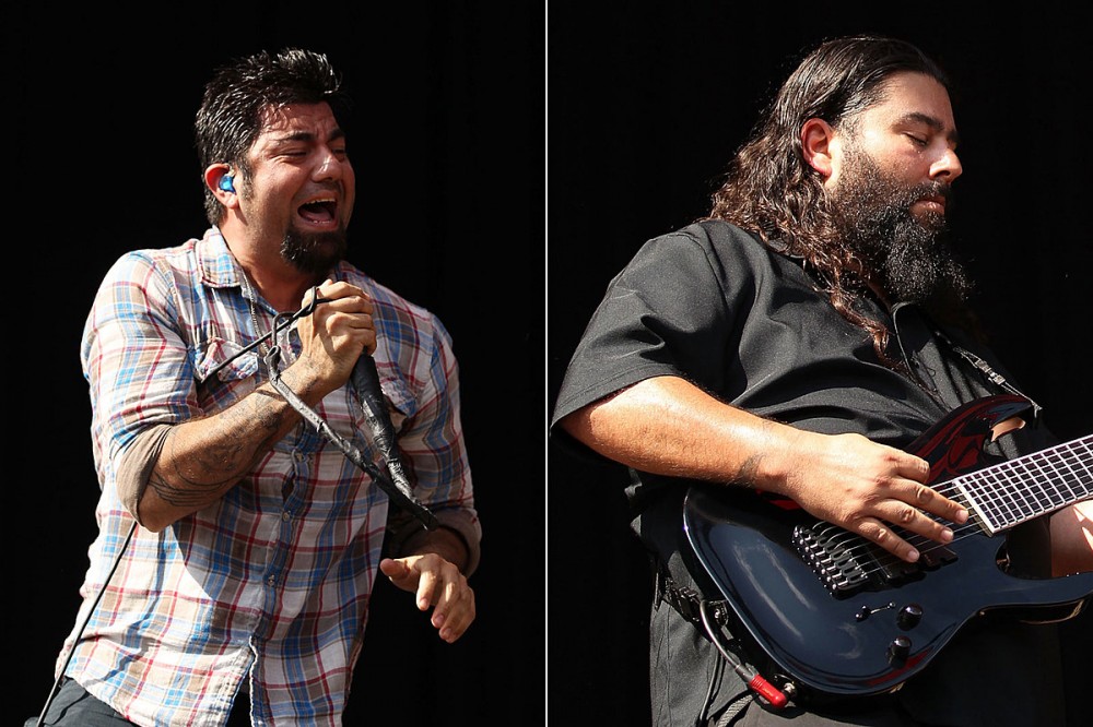 Deftones’ Chino Moreno Reacts to Stephen Carpenter’s Flat Earth + Vaccine Theories Deftones’ Chino Moreno Reacts to Stephen Carpenter’s Flat Earth + Vaccine Theories