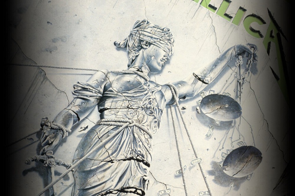 Metallica Fans Can Now Own an Official Lady Justice Miniature Statue Metallica Fans Can Now Own an Official Lady Justice Miniature Statue