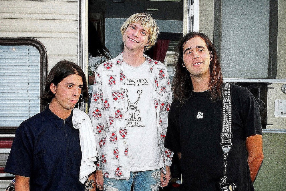 Nirvana ‘Vestibule’ T-Shirt Copyright Lawsuit Dismissed, But May Be Refiled Nirvana ‘Vestibule’ T-Shirt Copyright Lawsuit Dismissed, But May Be Refiled