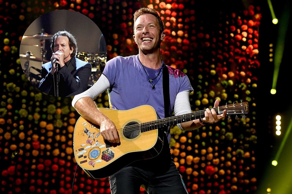 Coldplay Pay Tribute to Pearl Jam With ‘Nothingman’ Cover in Seattle Coldplay Pay Tribute to Pearl Jam With ‘Nothingman’ Cover in Seattle