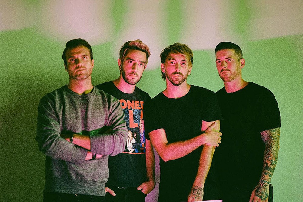 All Time Low Respond to Allegations of Inappropriate Sexual Behavior With Underage Fan All Time Low Respond to Allegations of Inappropriate Sexual Behavior With Underage Fan