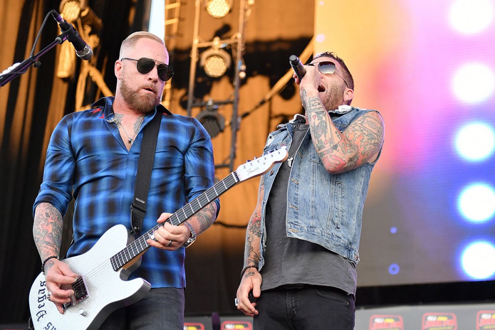 Lit Give Us ’90s Feels With New Song ‘Yeah Yeah Yeah’ Lit Give Us ’90s Feels With New Song ‘Yeah Yeah Yeah’
