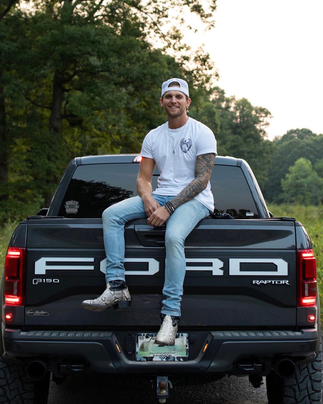 Dylan Joseph Brings Back Authentic Country Music In “Good Thing”
