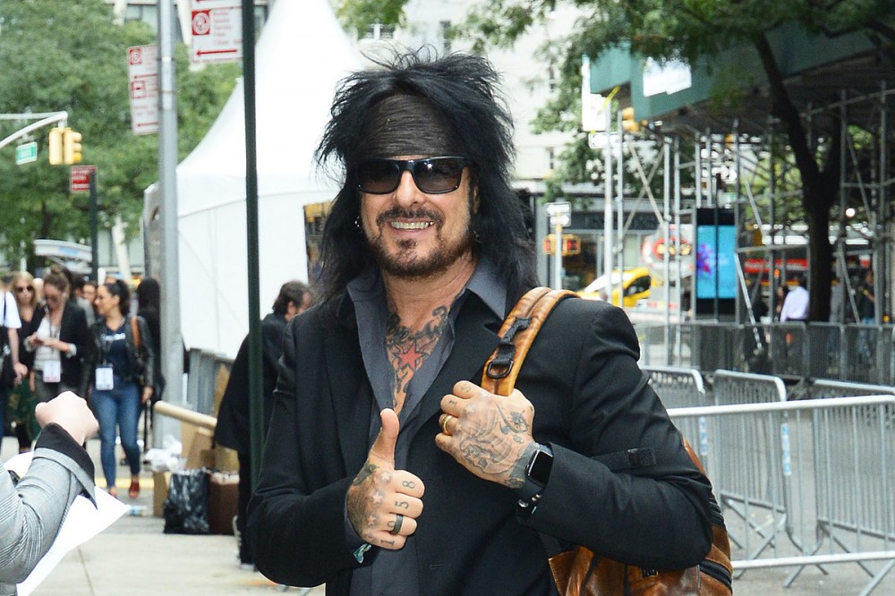 Nikki Sixx Hits Best Seller List for Fourth Time With ‘The First 21′ Nikki Sixx Hits Best Seller List for Fourth Time With ‘The First 21′