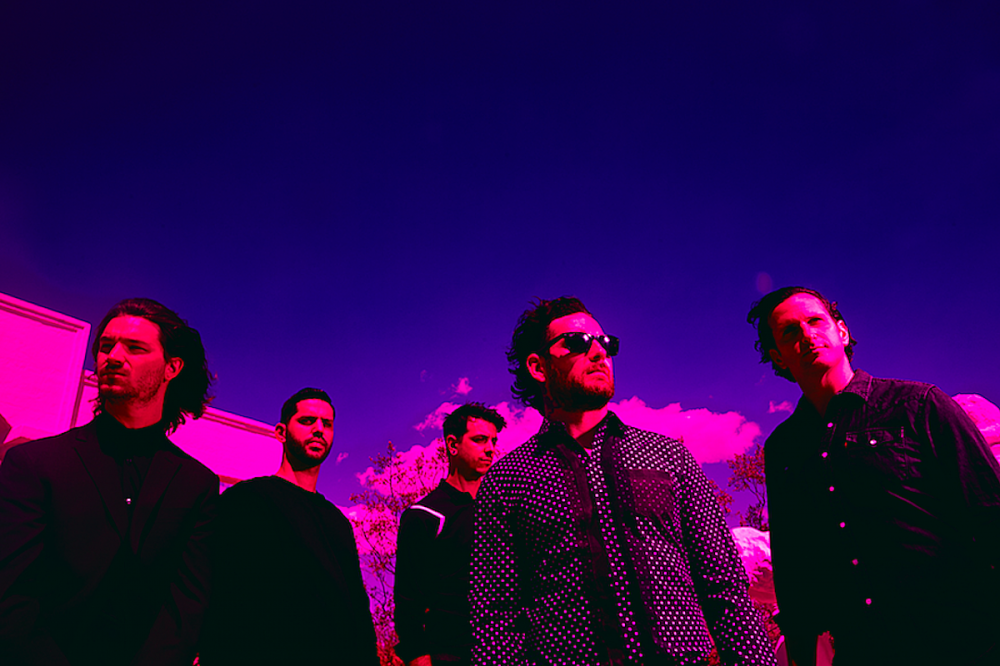 Senses Fail Get Heavy On ‘I’m Sorry I’m Leaving You’ + Announce 2022 Album ‘Hell Is In Your Head’ Senses Fail Get Heavy On ‘I’m Sorry I’m Leaving You’ + Announce 2022 Album ‘Hell Is In Your Head’