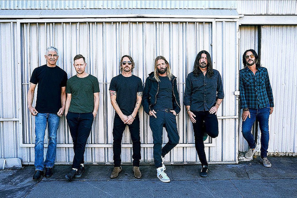 Foo Fighters to Star in New Horror-Comedy Film ‘Studio 666′ Foo Fighters to Star in New Horror-Comedy Film ‘Studio 666′