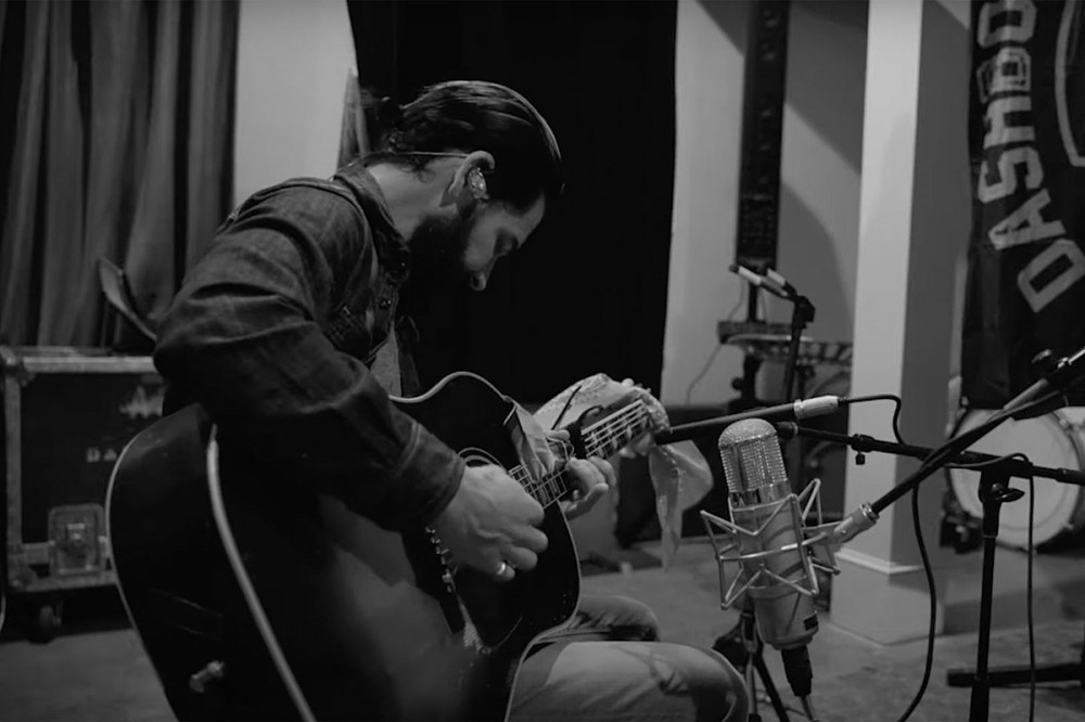 Dashboard Confessional Bare Soul on ‘Here’s to Moving On,’ Announce New Album Dashboard Confessional Bare Soul on ‘Here’s to Moving On,’ Announce New Album