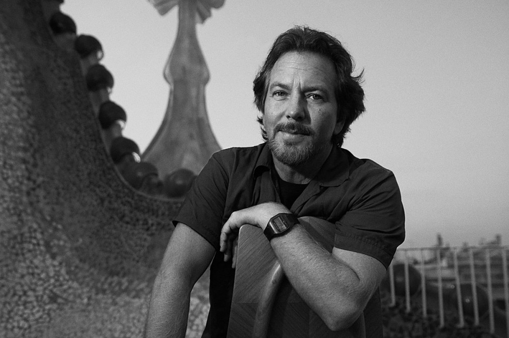 Eddie Vedder Reveals Heartfelt Ballad ‘The Haves,’ Announces ‘Earthling’ Solo Album Eddie Vedder Reveals Heartfelt Ballad ‘The Haves,’ Announces ‘Earthling’ Solo Album