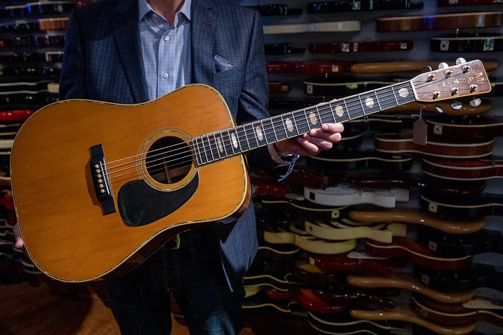 Eric Clapton’s 1960s Acoustic Guitar Sells for $625,000 at Auction Eric Clapton’s 1960s Acoustic Guitar Sells for $625,000 at Auction