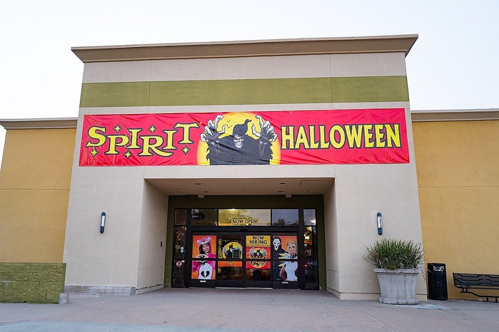 There’s Going to Be a Horror Movie About the Spirit Halloween Store