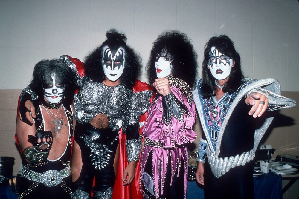 Ace Frehley’s Original Hand-Drawn KISS Logo Among Items in Auction