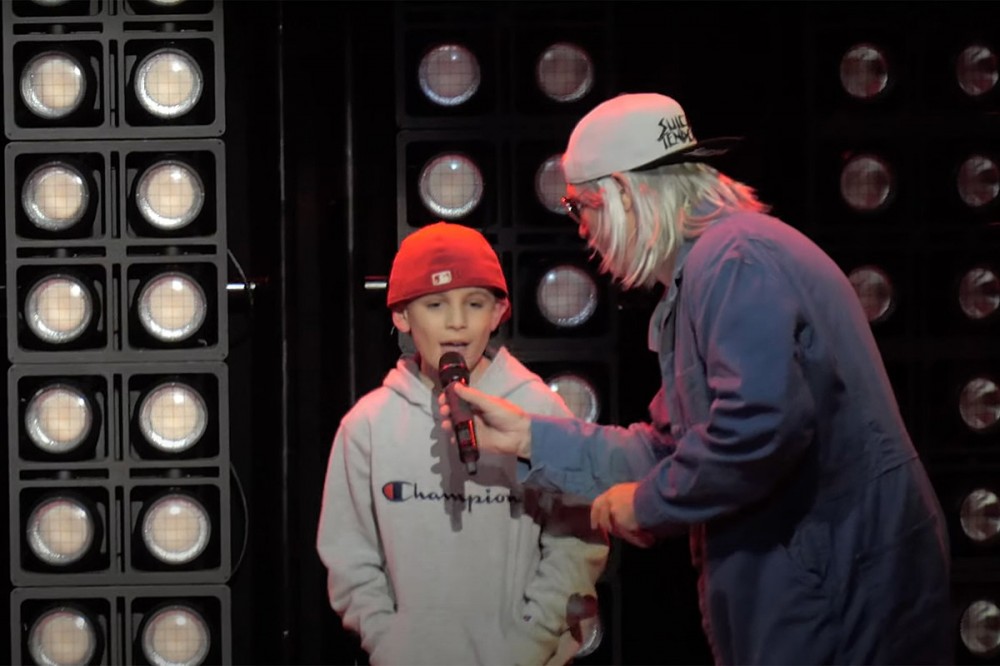 Limp Bizkit Invites Young Fan Onstage to Rock ‘My Generation’