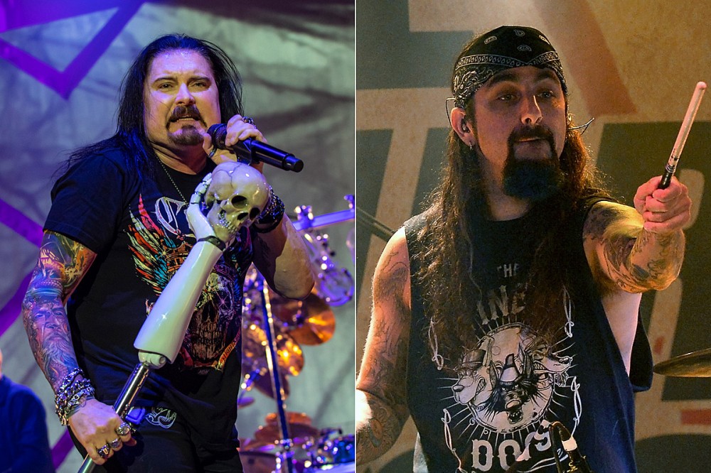 Dream Theater’s James LaBrie – ‘I’m Open’ to Collaborating With Mike Portnoy Dream Theater’s James LaBrie – ‘I’m Open’ to Collaborating With Mike Portnoy