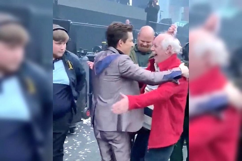 The Killers Stop Show to Make Sure 67-Year-Old Crowd Surfer Is Okay