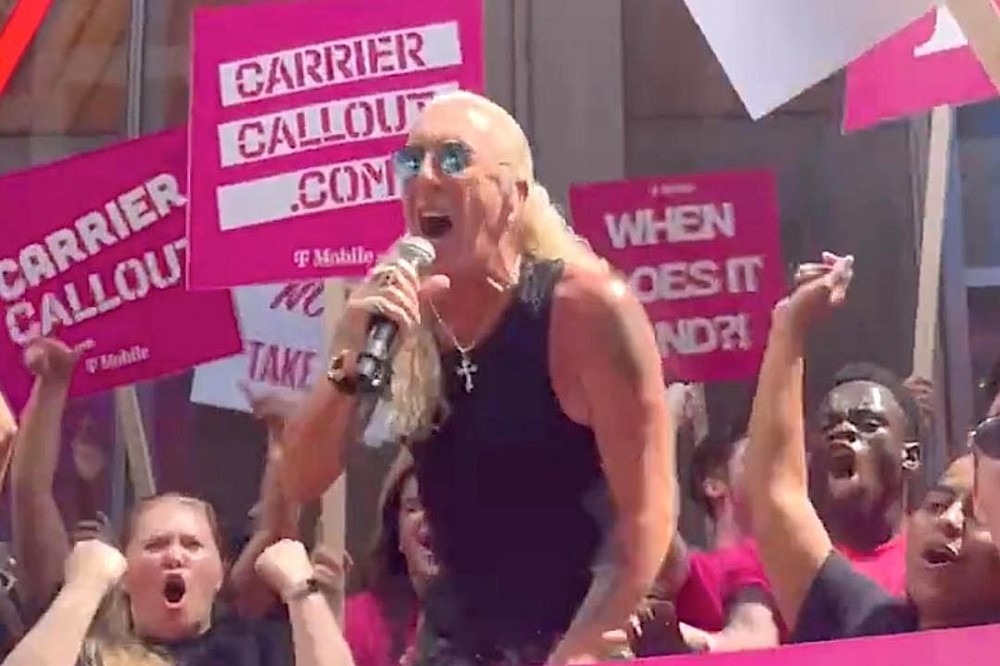 Dee Snider Fights Inflation With ‘Not Gonna Take It’ Protest About Cell Plans Dee Snider Fights Inflation With ‘Not Gonna Take It’ Protest About Cell Plans